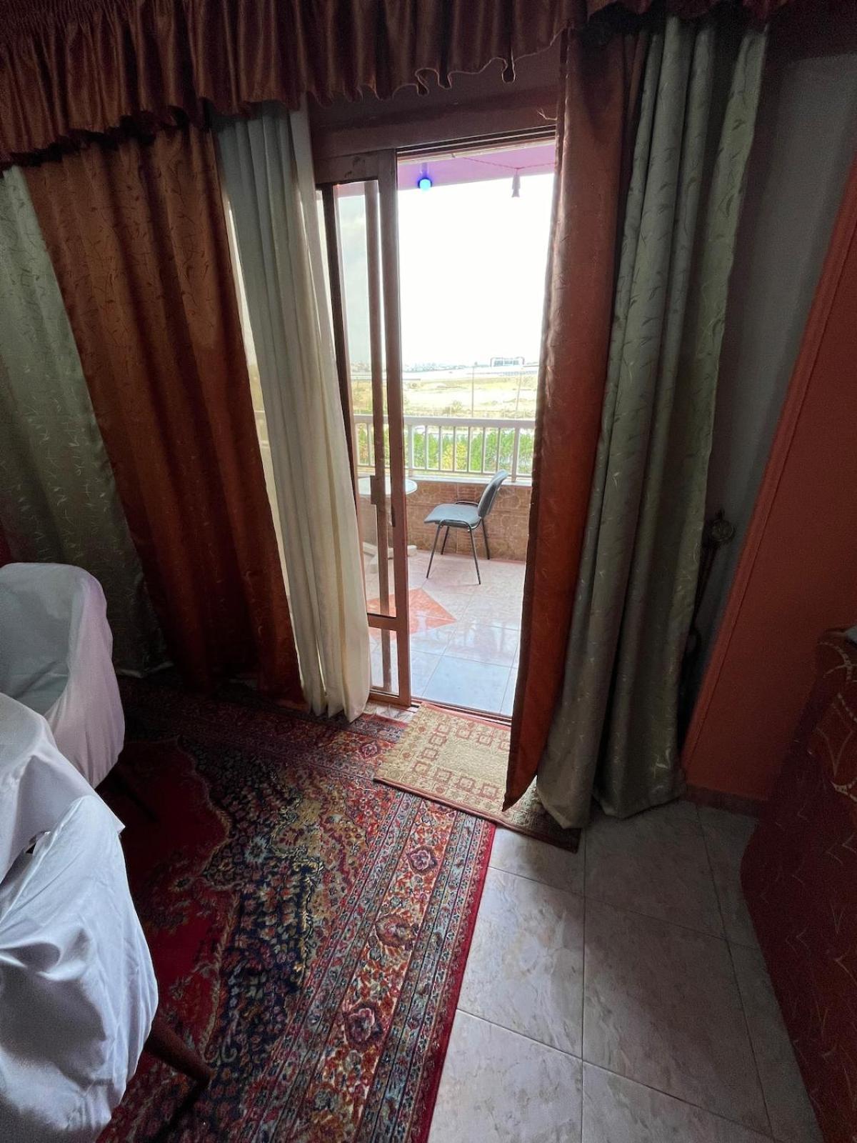 Spacious Apartment - Heliopolis 10Min From Airport 开罗 外观 照片